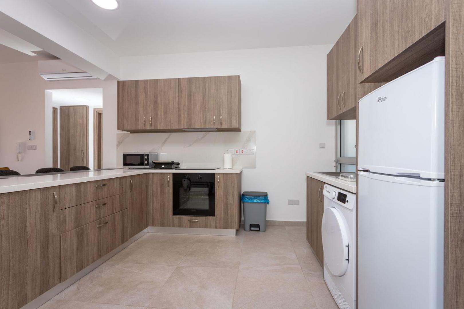 Apartment Hall *